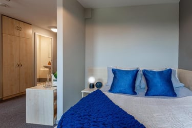 1 bed studio, Crown Street, East Reading, Reading, RG12SE - Image 1